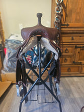 Load image into Gallery viewer, Tatum saddle
